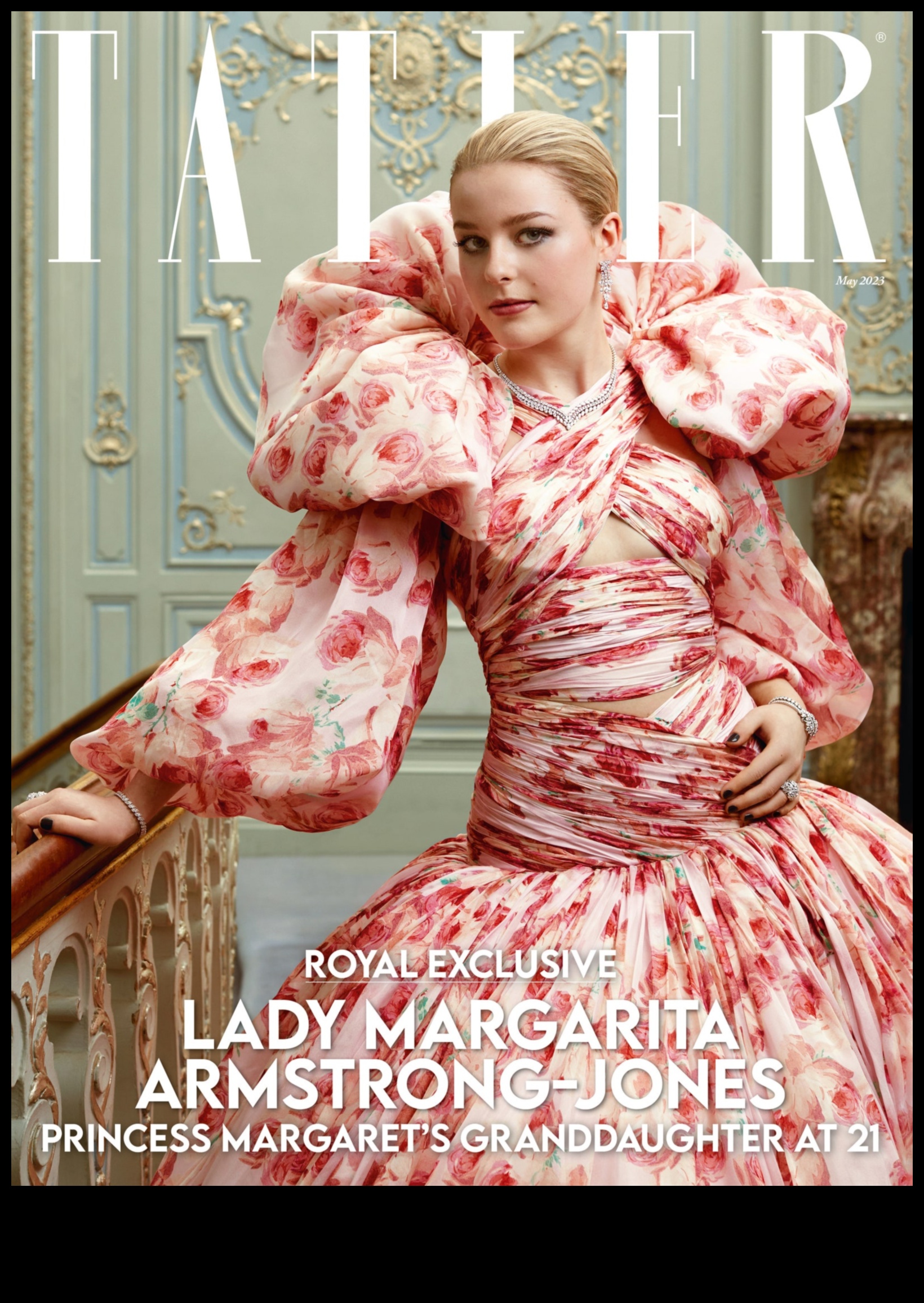 الثلاثي المبهر: اترك انطباعًا مميزًا مع مجموعتنا الرائعة المكونة من ثلاث قطع