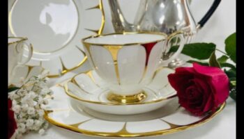 الثلاثي المبهر: اترك انطباعًا مميزًا مع مجموعتنا الرائعة المكونة من ثلاث قطع