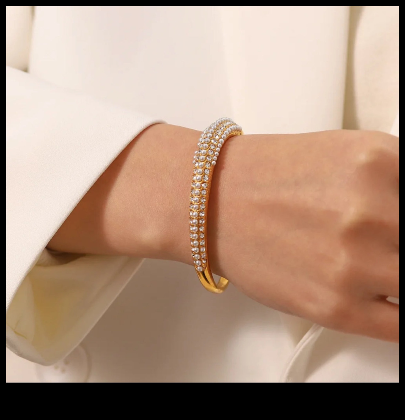 جاذبية اللؤلؤة: اكتشف سحر اللآلئ