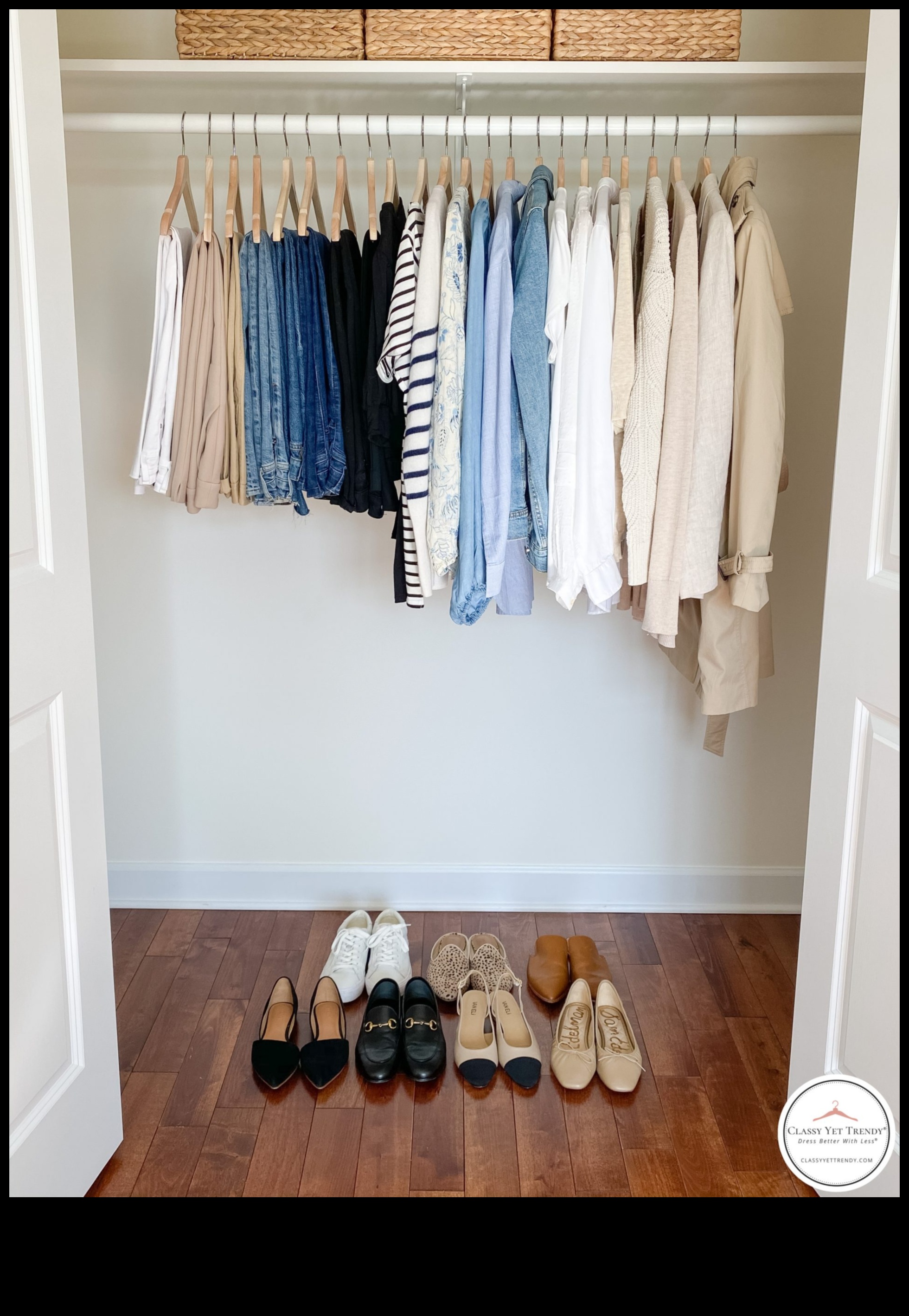 أساسيات أنيقة ارفع خزانة ملابسك بمجوهرات بسيطة 3 أساسيات أنيقة: ارتقِ بخزانة ملابسك باستخدام المجوهرات البسيطة